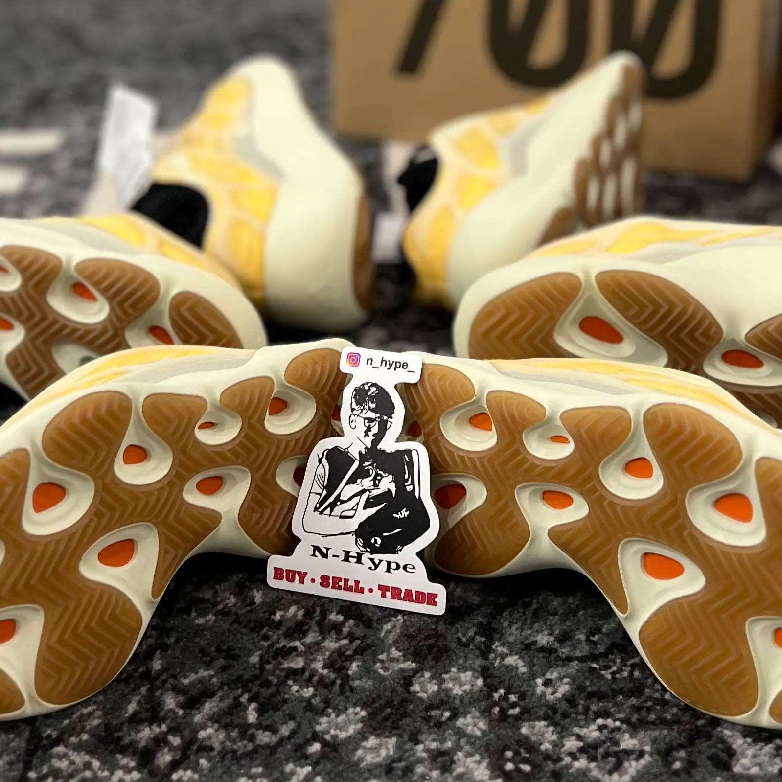 Adidas Yeezy 700 V3 Mono Safflower - Image 5