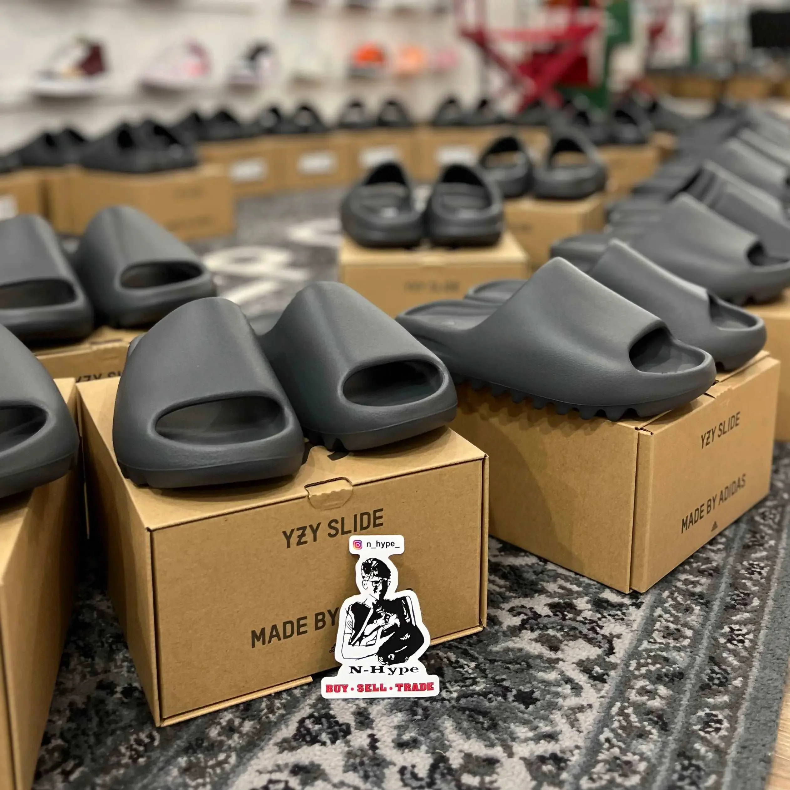 Adidas Yeezy Slide Slate Grey - Image 5