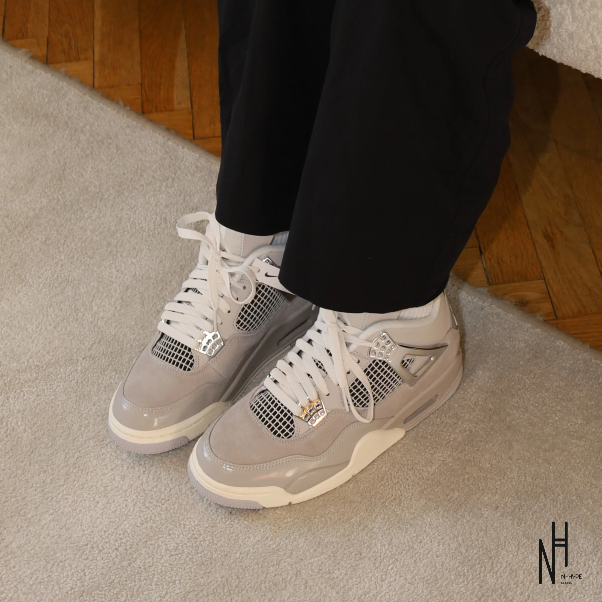 Jordan 4 Retro Frozen Moments (Women's) - Image 4