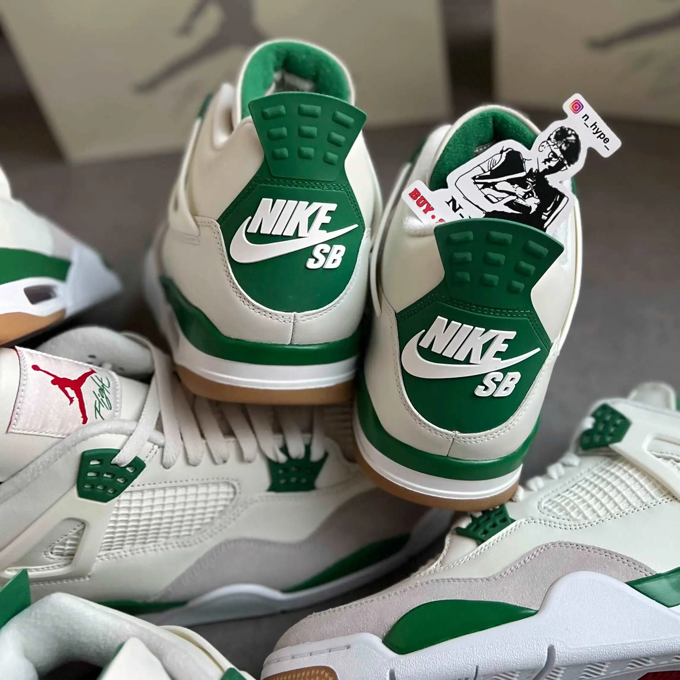 Jordan 4 Retro SB Pine Green - Image 5