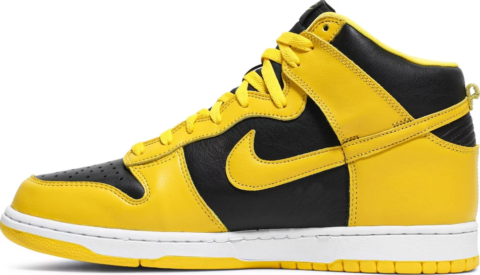 Nike Dunk High Varsity Maize - Image 4