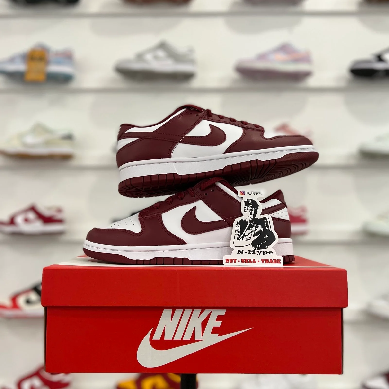 Nike Dunk Low Team Red - Image 5