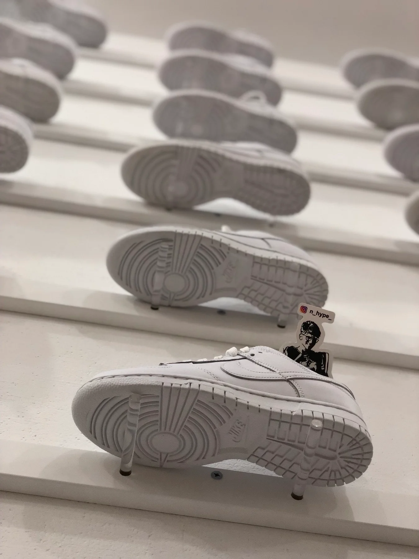 Nike Dunk Low Triple White (2021) (W) - Image 6