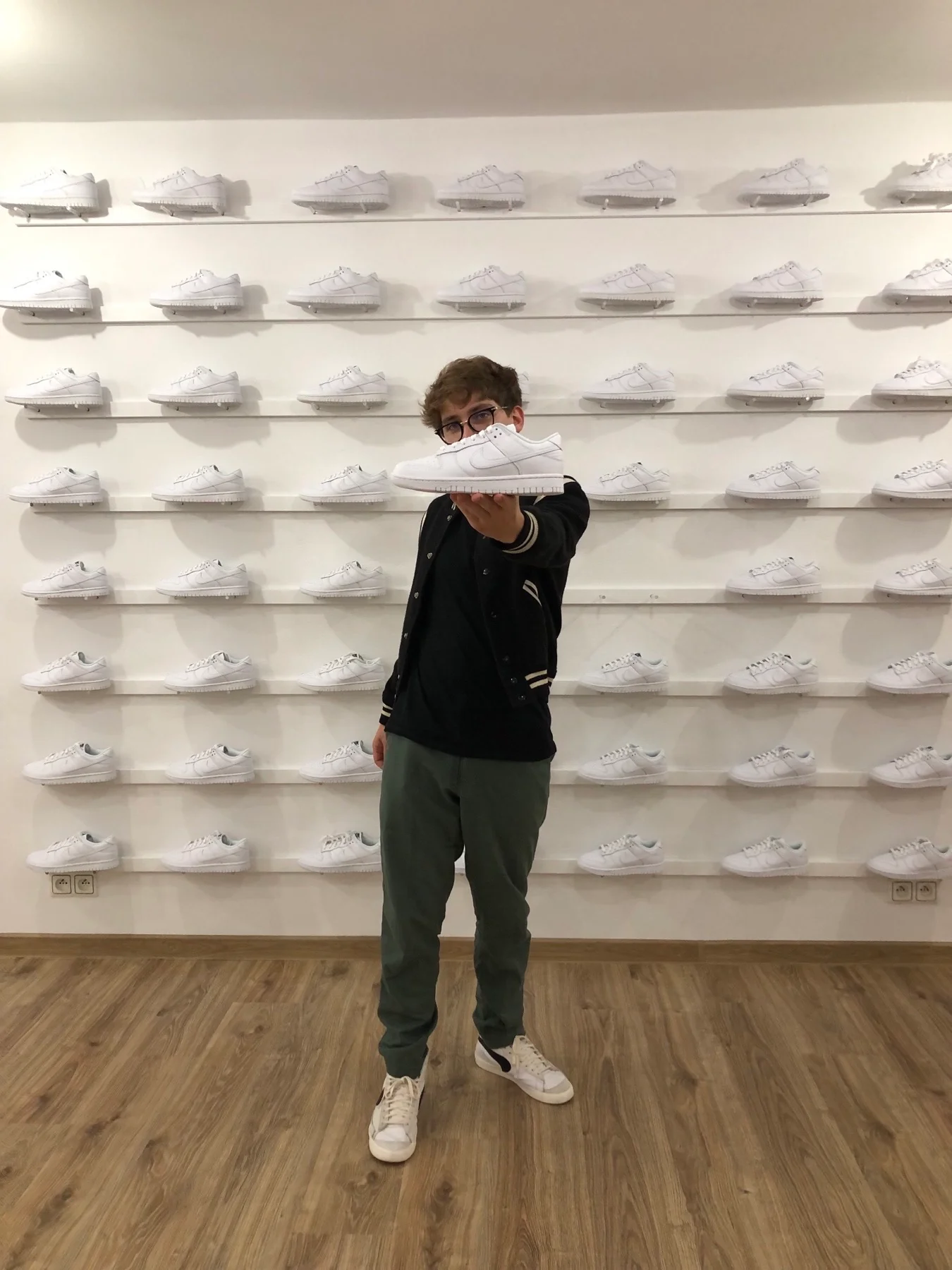 Nike Dunk Low Triple White (2021) (W) - Image 7