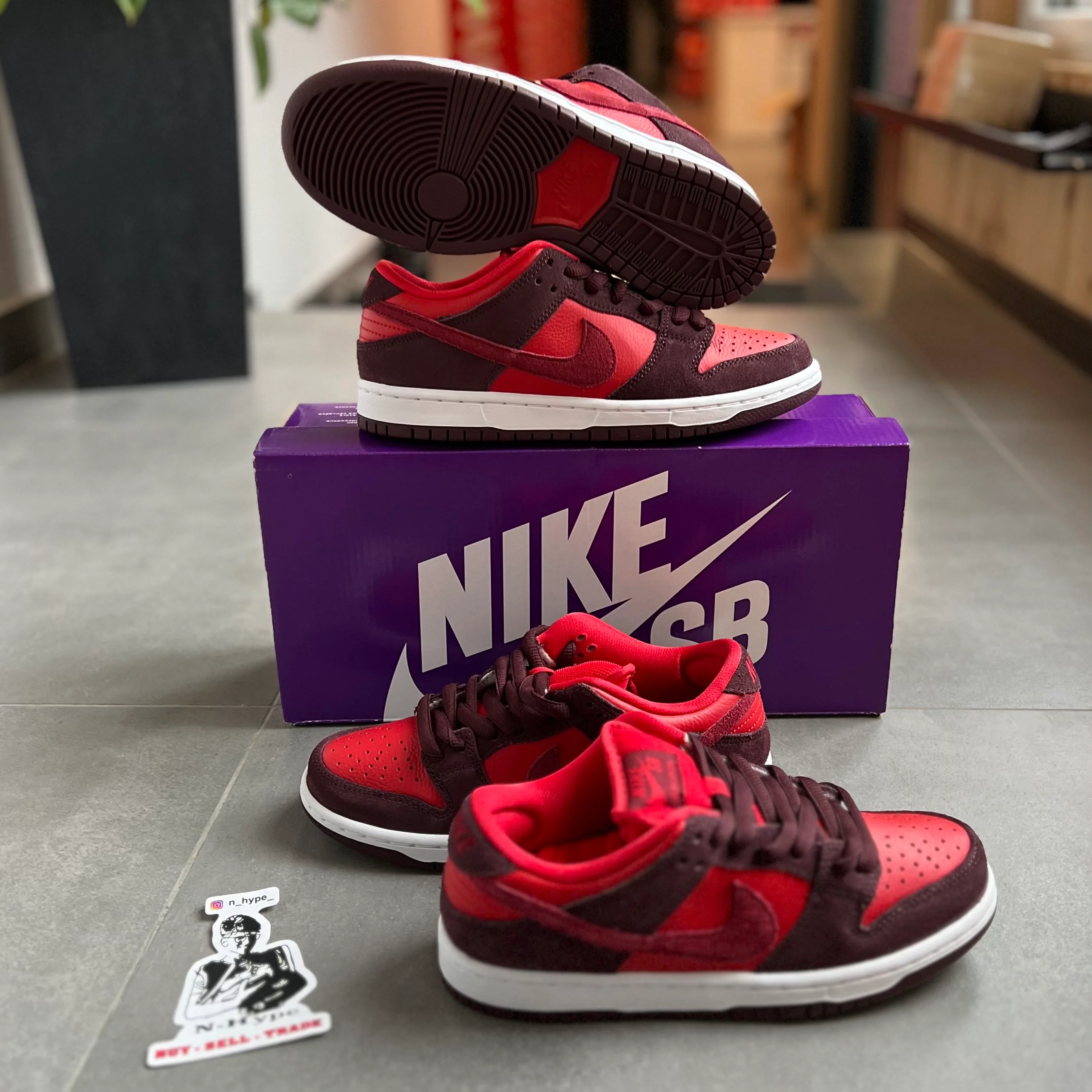 Nike SB Dunk Low Cherry - Image 9